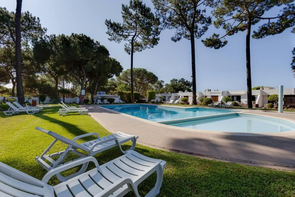 Planalto - Cosy House For 4 In A Private Condo With Pool At Vilamoura Quarteira Eksteriør billede